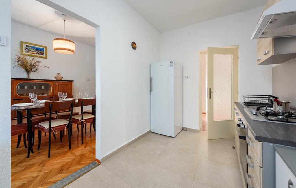 Apartment Leo *