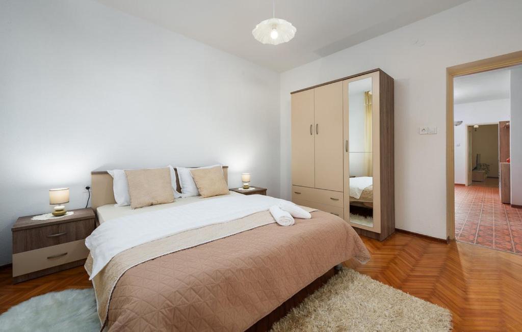 Apartment Leo *